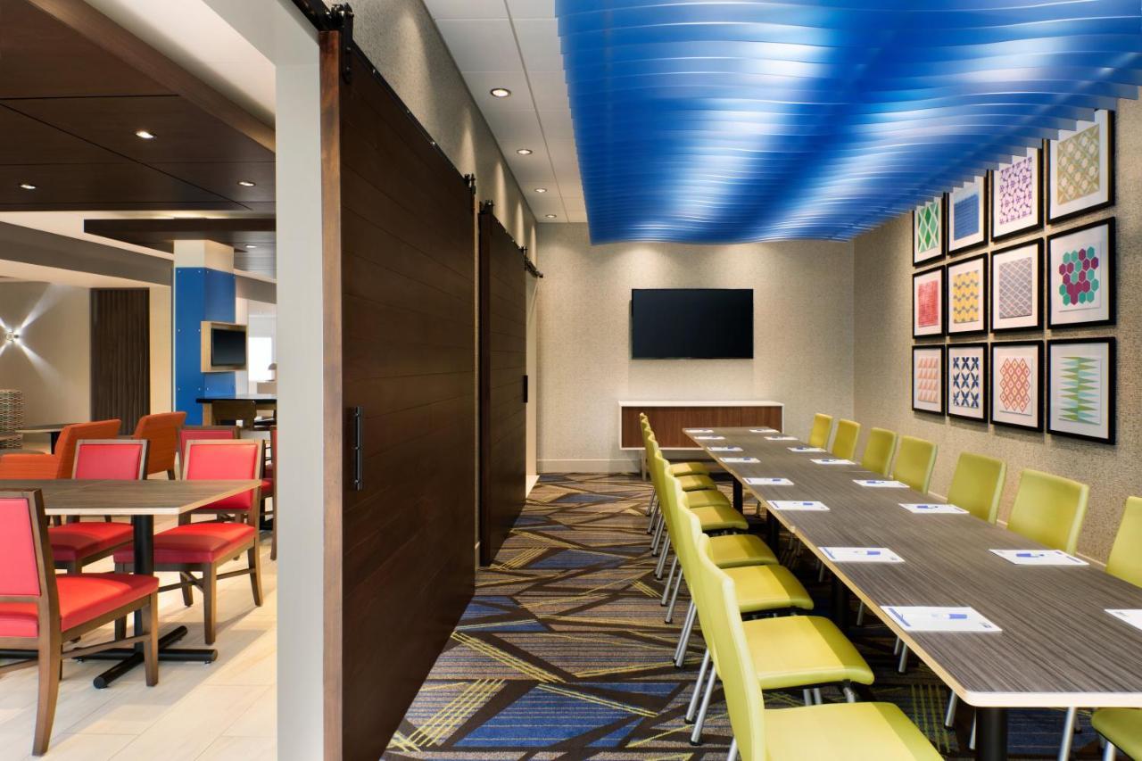 Holiday Inn Express & Suites - Savannah N - Port Wentworth By Ihg Exterior photo
